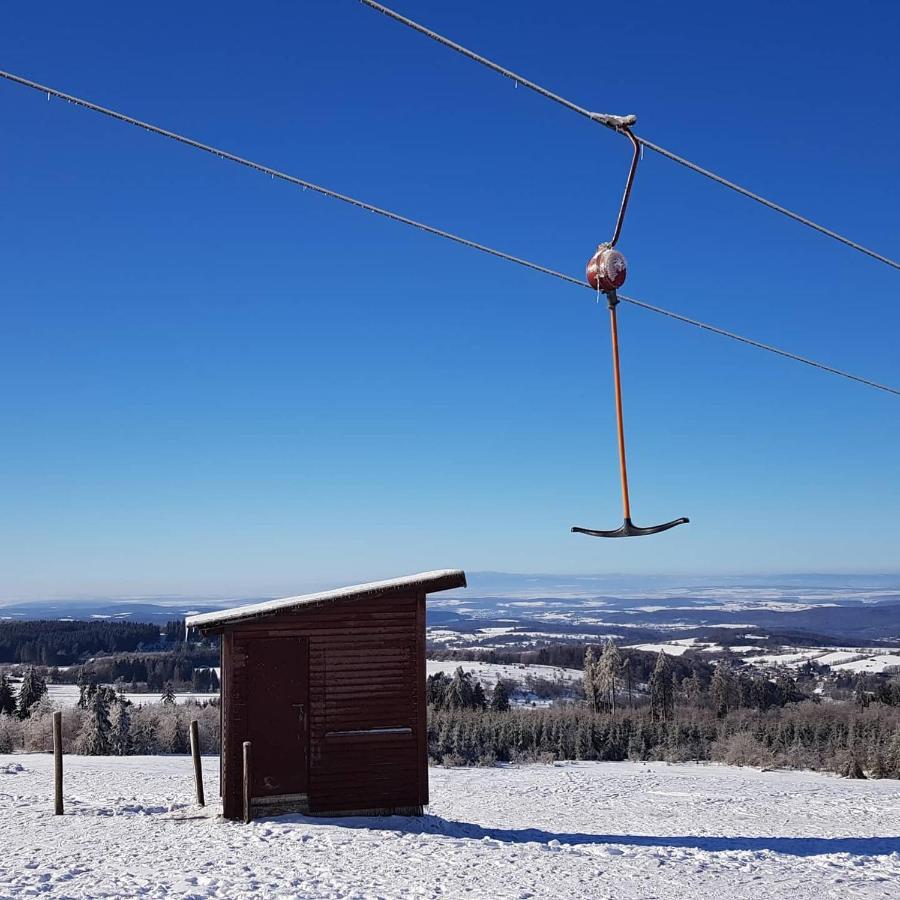 Chalet "Waldhauszeit" Am See ミュッケ エクステリア 写真
