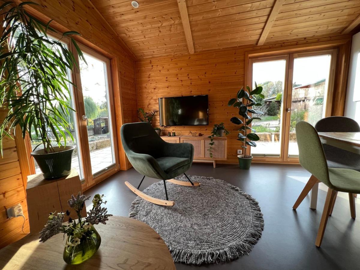 Chalet "Waldhauszeit" Am See ミュッケ エクステリア 写真
