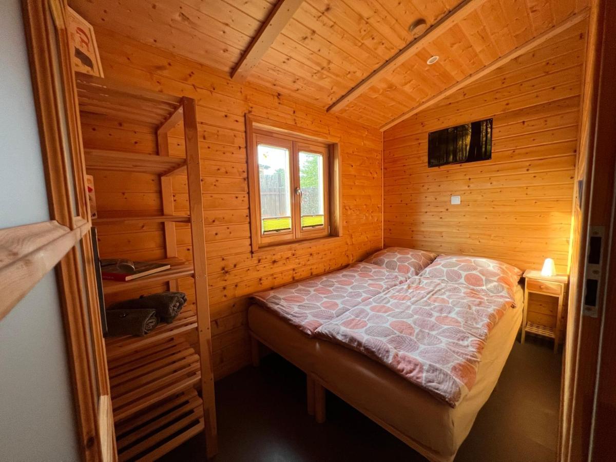 Chalet "Waldhauszeit" Am See ミュッケ エクステリア 写真